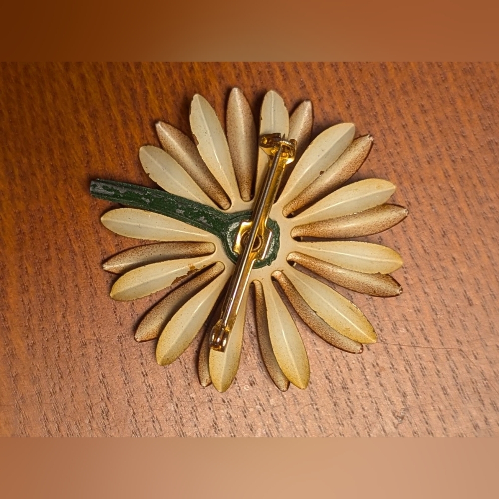 Retro Brown and Yellow Floral Brooch - Picture 5 of 5